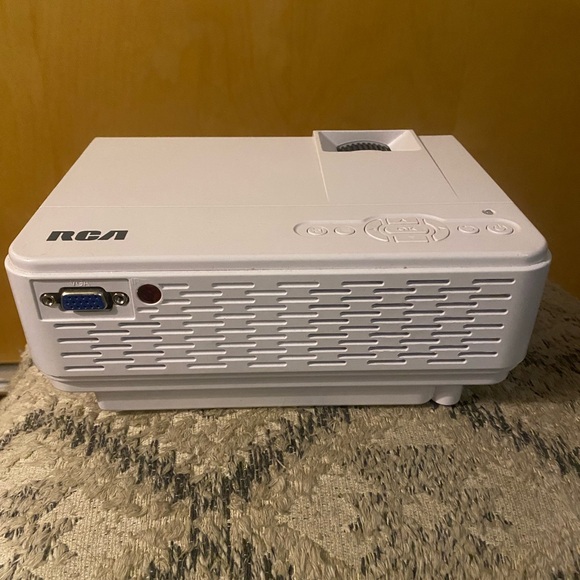 RCA Home projector - Picture 2 of 4